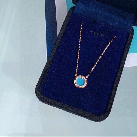 18K T Diamond & Turquoise Circle Pendant Necklace