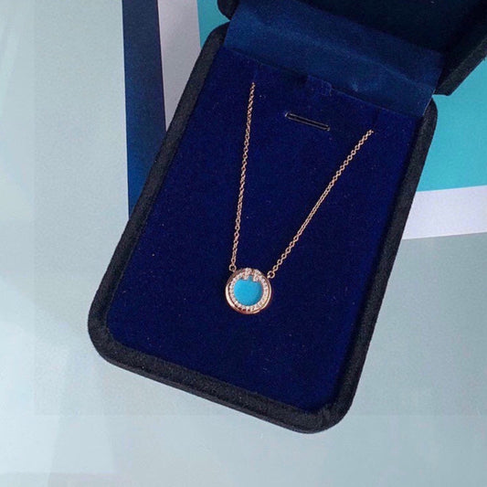 18K T Diamond & Turquoise Circle Pendant Necklace