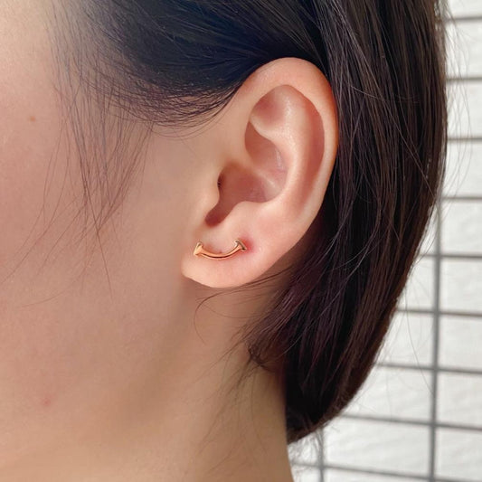 18K T Smile Earrings