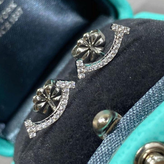 18K T Smile Diamonds Earrings