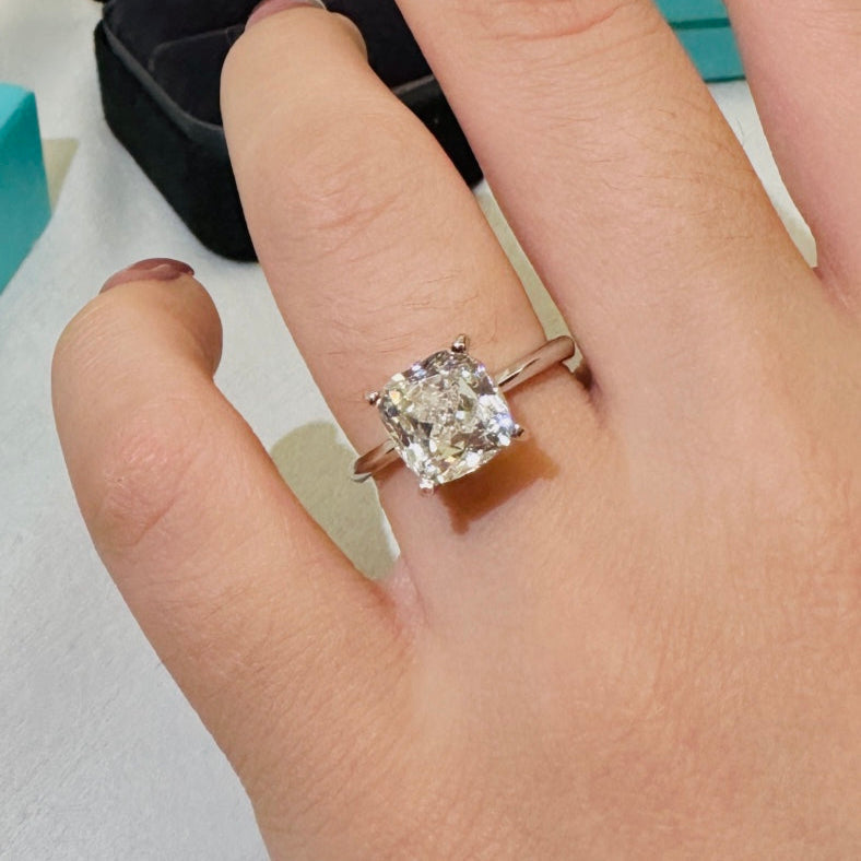 18K T True Engagement Ring