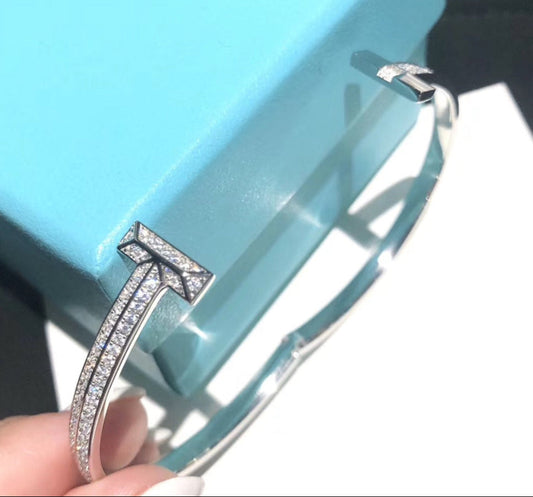 18K T1 Wide Diamond Hinged Bangle Bracelet