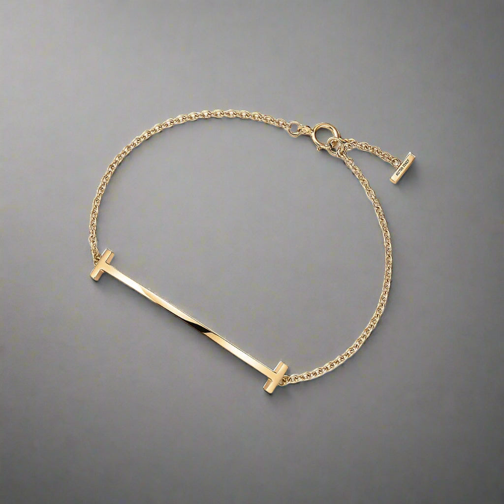 18K T Smile Bracelet