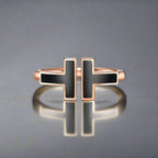 18K T Black Onyx Wire Ring