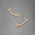 18K T Smile Diamonds Earrings
