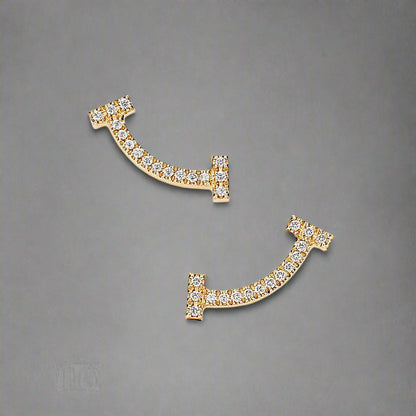 18K T Smile Diamonds Earrings
