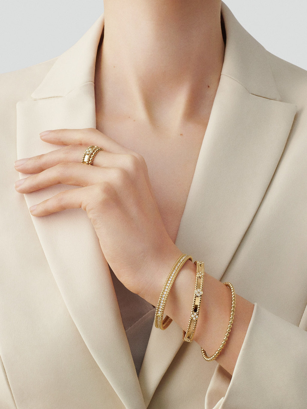 18K Perl̩e Pearls Bracelet