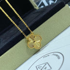 18K Vintage Alhambra Pendant Clover Necklace