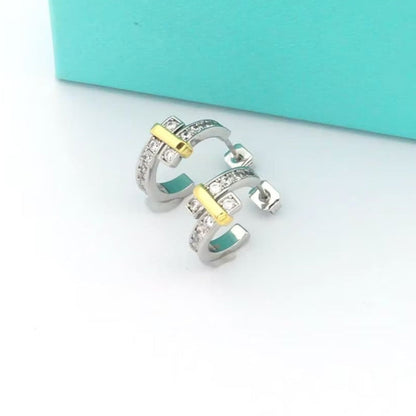18K T Edge Hoop Earrings
