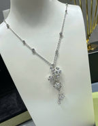 18K Folie Des Pr̩s Pendant Necklace