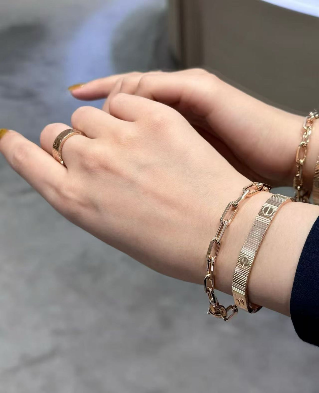 18K Love Unlimited  flexible Bracelet