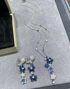 18K Folie Des Pr̩s Pendant Necklace