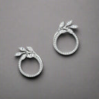 18K T Victoria Diamonds Earrings