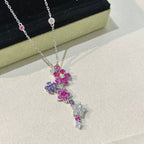 18K Folie Des Pr̩s Pendant Necklace