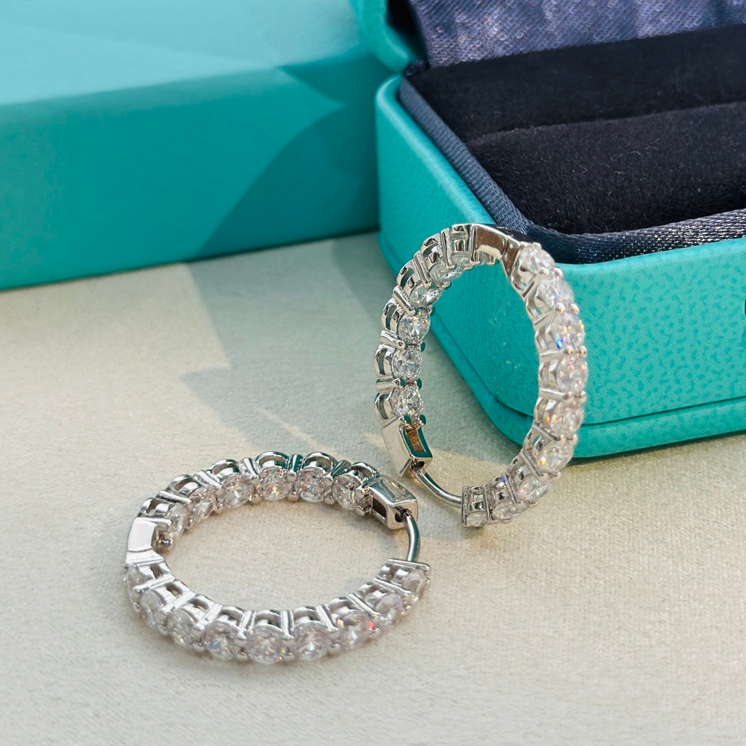 18K T Hoop Diamonds Earrings