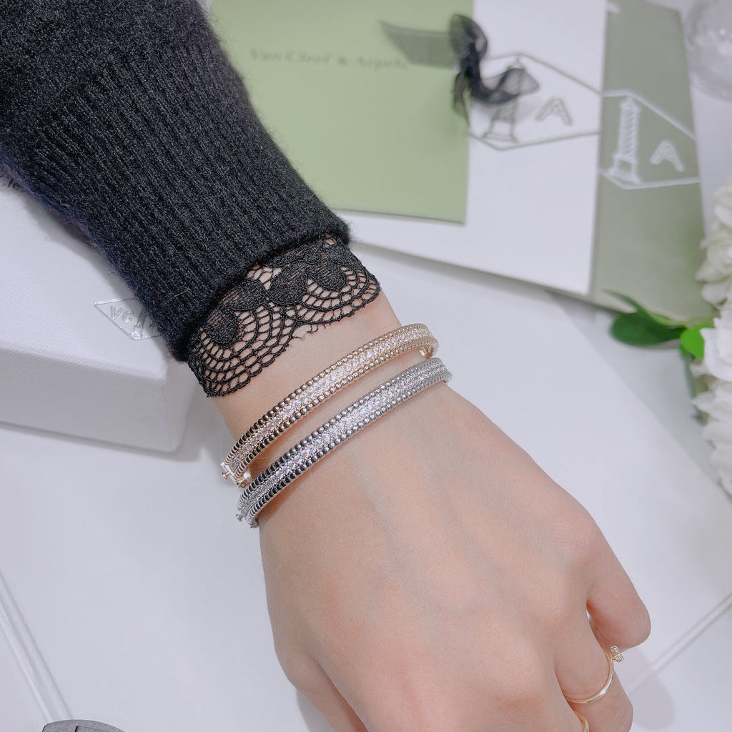 18K Perl̩e Diamonds One Row Bracelet