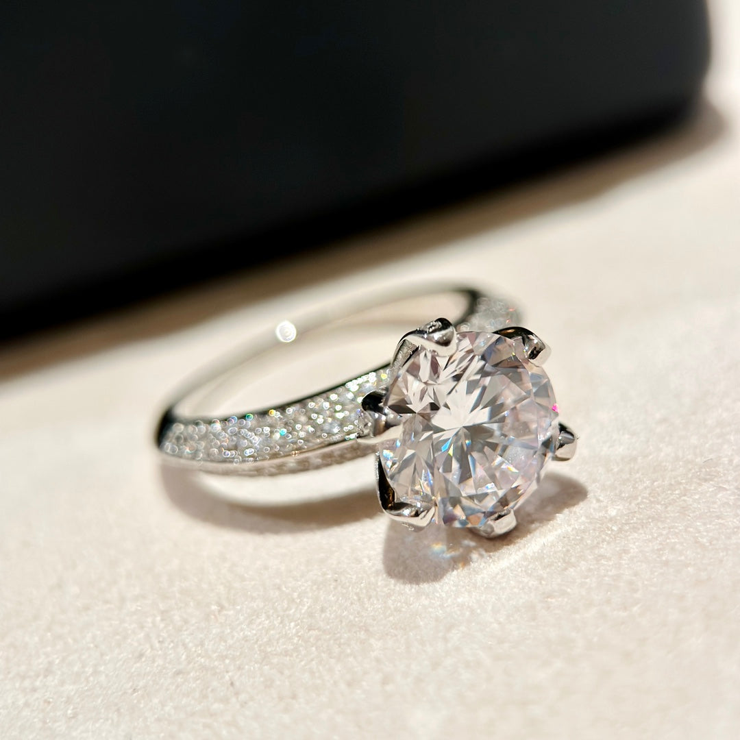 18K T Pav̩ T Setting Engagement Ring