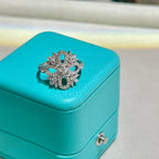 18K T Vinatge Flower Ring