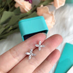 18K T Victoria Earrings