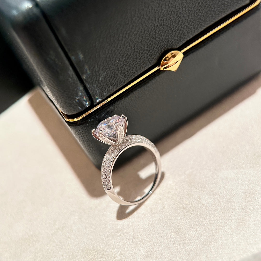 18K T Pav̩ T Setting Engagement Ring